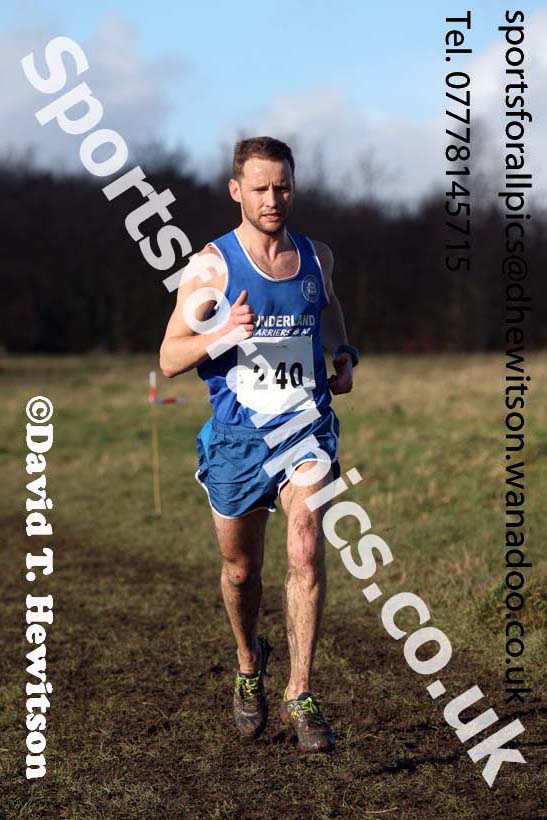 Mens masters 35s to 64s North Eastern Masters, Wallsend. Photo: David T. Hewitson/Sports for All Pics